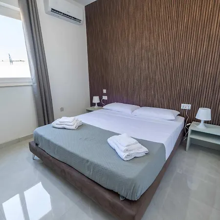 Swieqi 3bdr New Luxury Penthouse With Jacuzzi Tal-Franciz