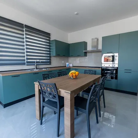 Swieqi 3bdr New Luxury Penthouse With Jacuzzi Apartment Tal-Franciz