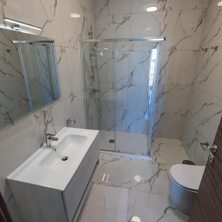Swieqi 3bdr New Luxury Penthouse With Jacuzzi
