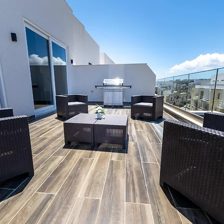 Swieqi 3bdr New Luxury Penthouse With Jacuzzi Apartment Tal-Franciz